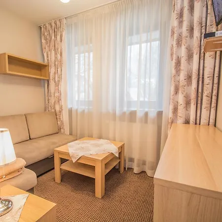 Goscinne Pod Kolejka Homestay