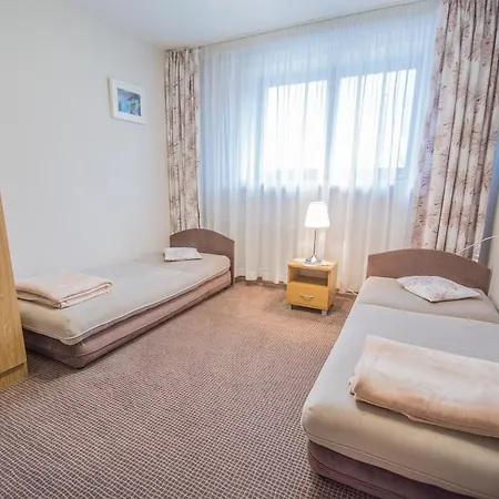 Goscinne Pod Kolejka Szczawnica